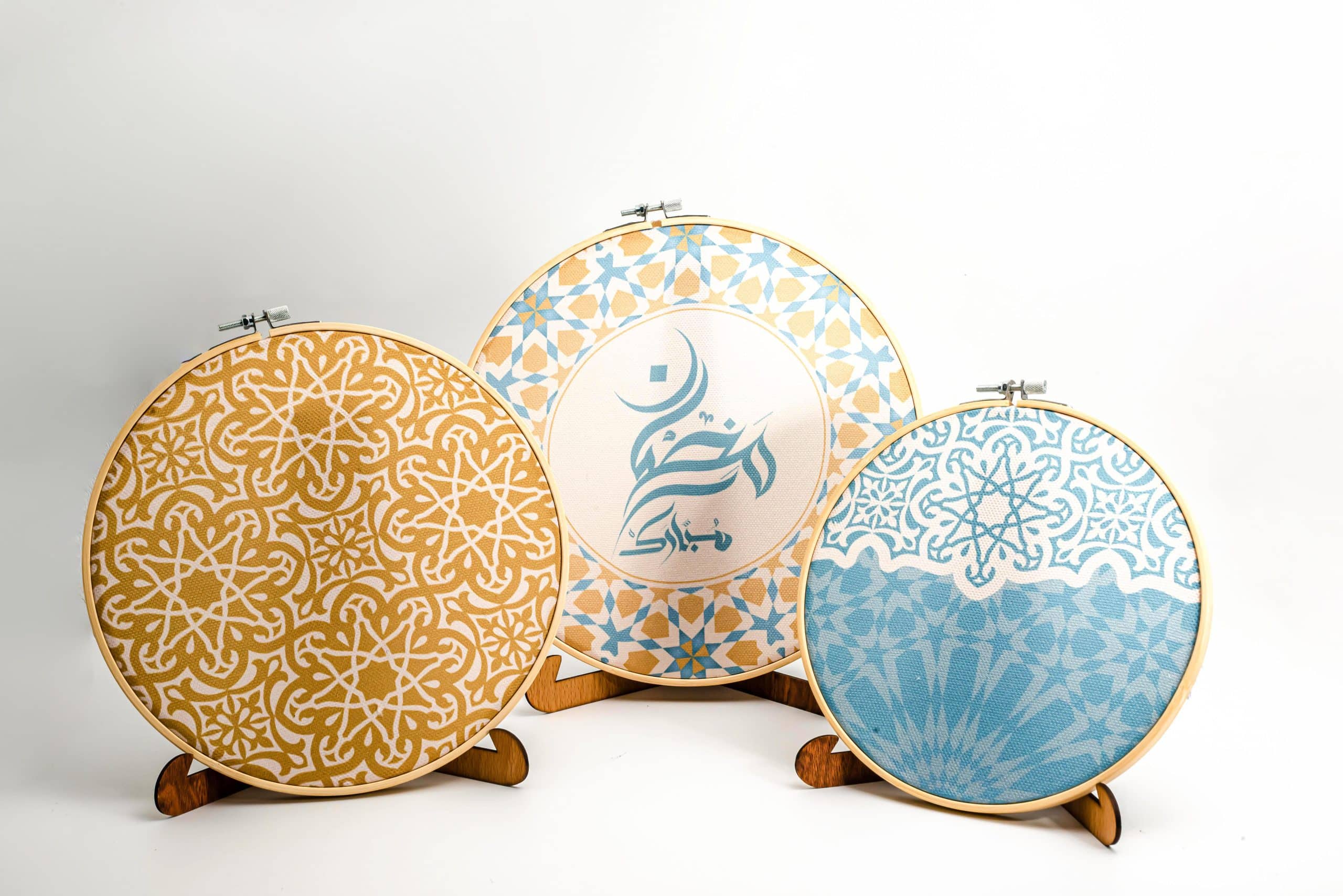 Ramadan Wooden Embroidery Hoop Set – "نقوش" Collection 4 Wooden embroidery hoop set from the 'نقوش' collection with geometric patterns, perfect for festive wall decor