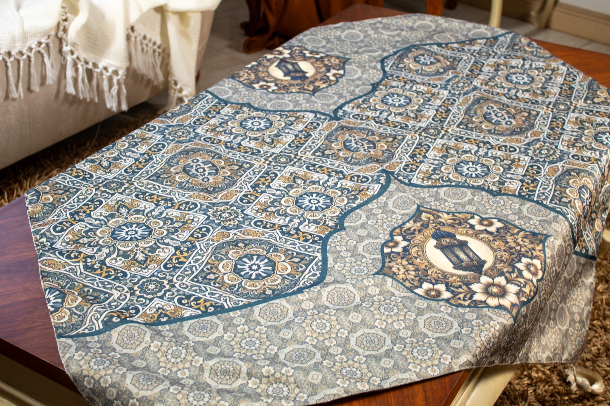 Ramadan Square Table Cover with Royal Patterns – "HOSN" Collection 6 Square table cover with Arabic royal patterns from the 'HOSN' collection, ideal for Ramadan.