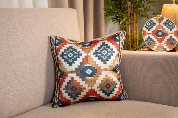 Remal Luxurious Cushion