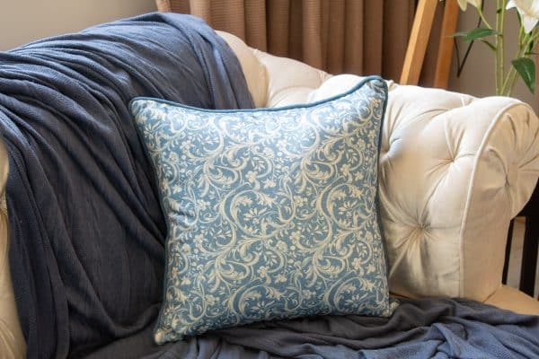 Zelal Decorative Cushions with Elegant Blue Patterns