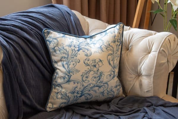 Zelal Decorative Cushions with Elegant Blue Patterns