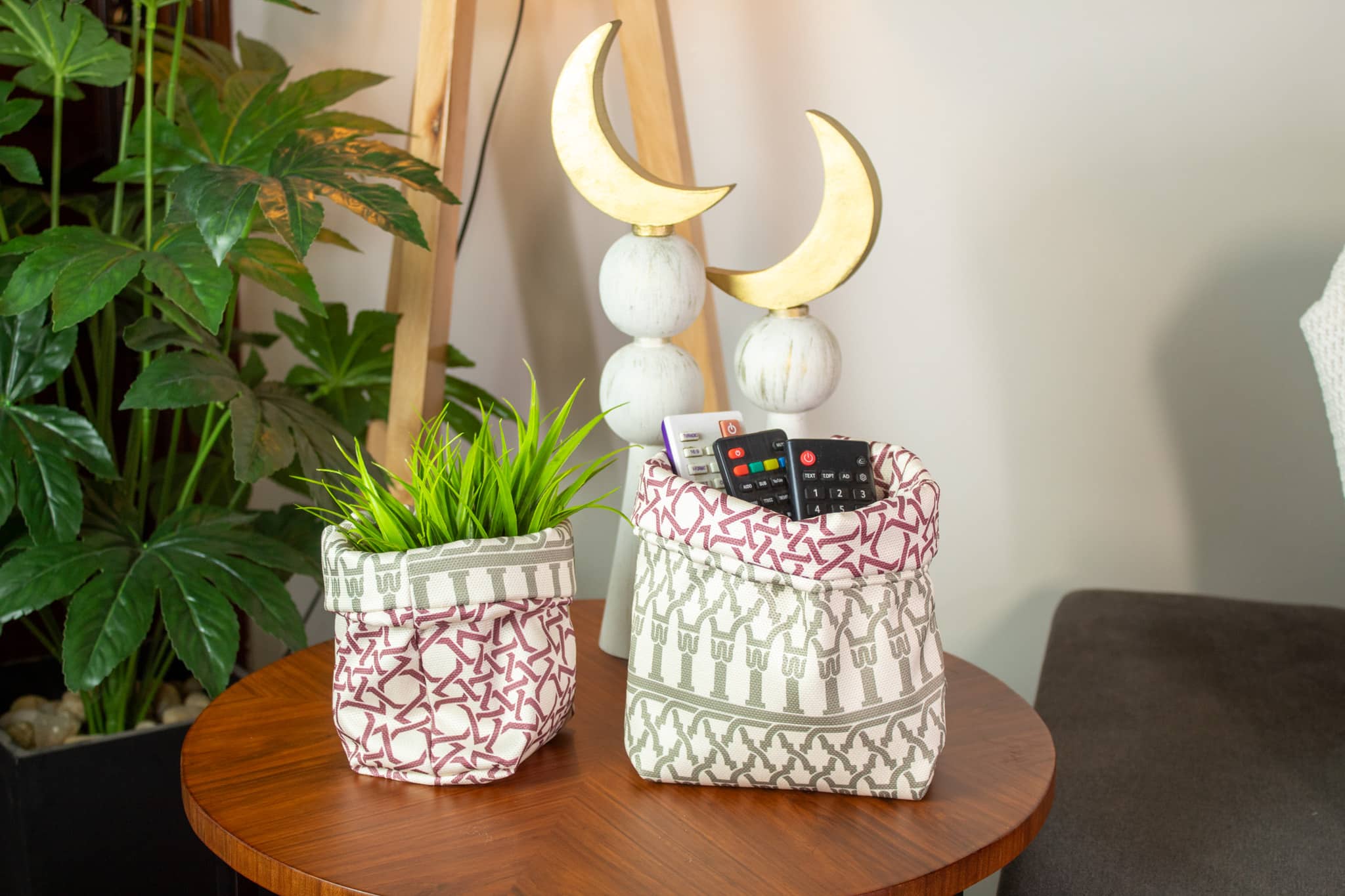 Ramadan Fabric Storage Box Set with Minaret Motifs – "مآذن" Collection 4 Storage box set with minaret-inspired motifs from the 'مآذن' collection.