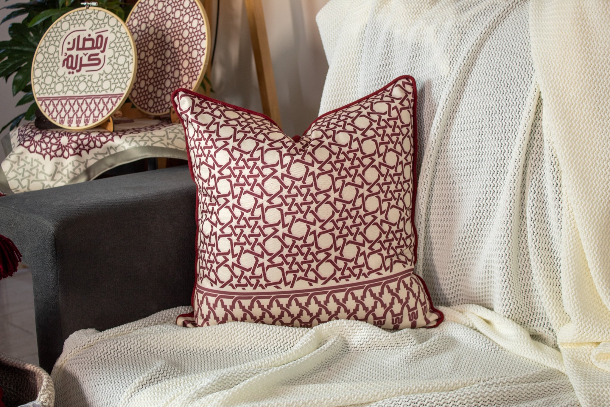 Ramadan Decorative Cushions with Elegant Minaret Motifs – "مآذن" Collection 8 ماذن 09