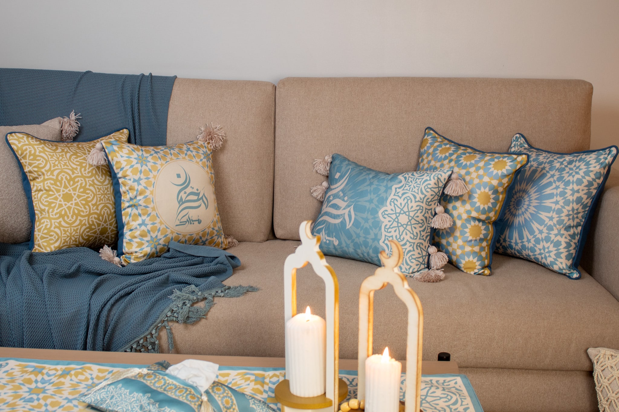 Ramadan Decorative Cushions with Geometric Patterns – "نقوش" Collection 4 Ramadan cushions from the 'نقوش' collection with geometric patterns and Arabic calligraphy.