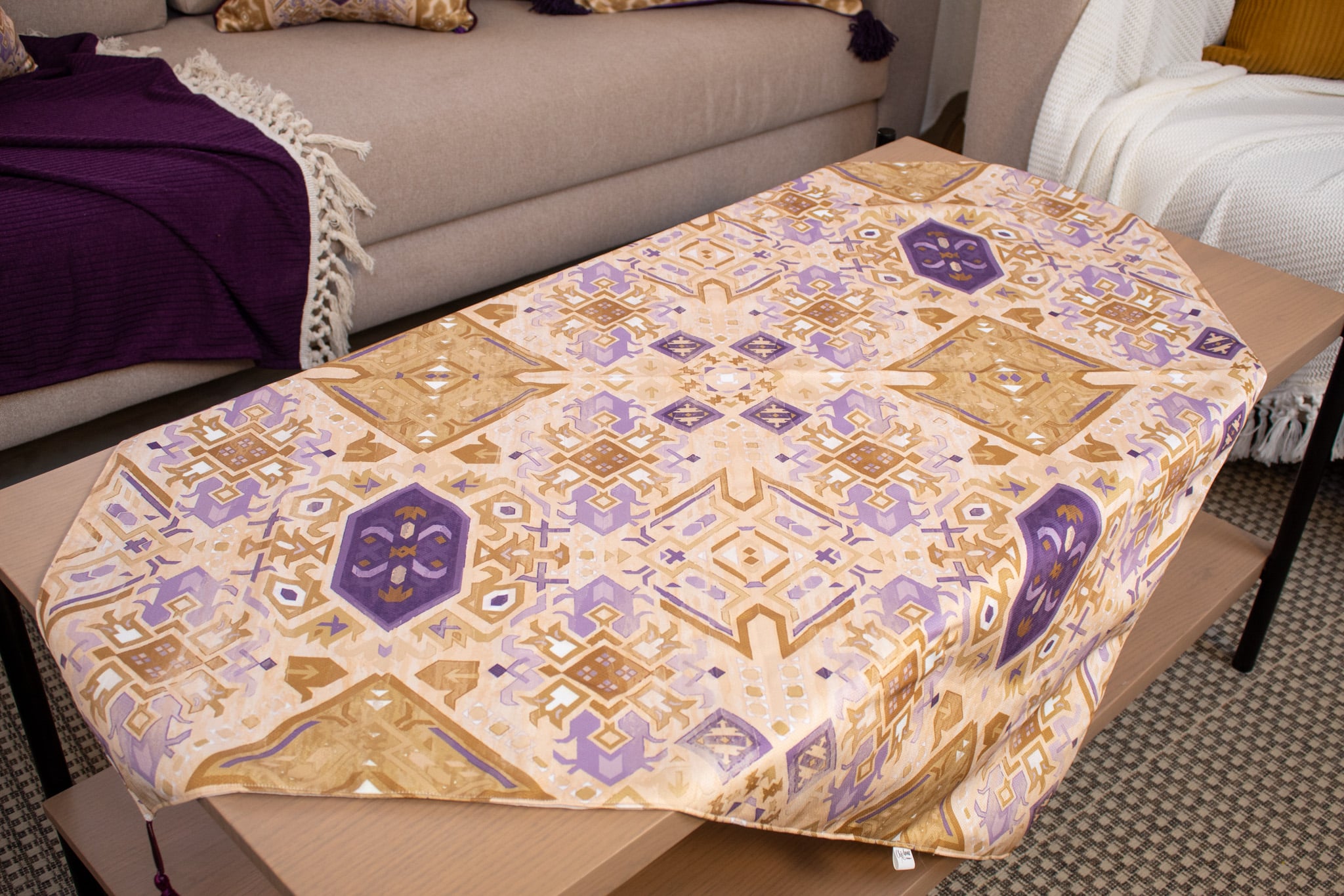 Square Table Cover with Elegant Botanical Prints – “كناريا” Collection (Copy) 6 كناريا 12