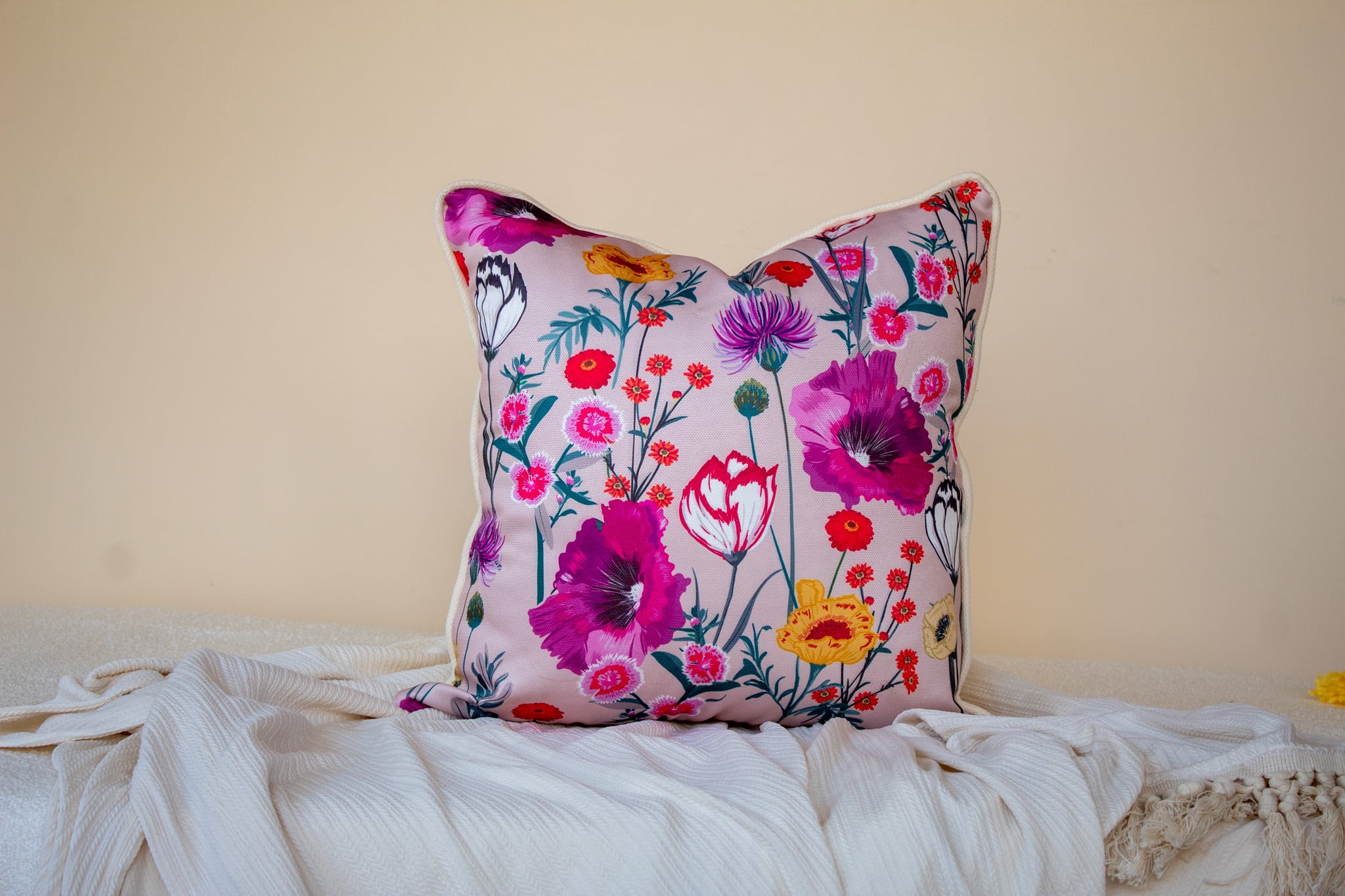 Elegant Fun Cushion Cover – Model 2– Playful, Colorful, and Cozy 6 OUT DOOR 18