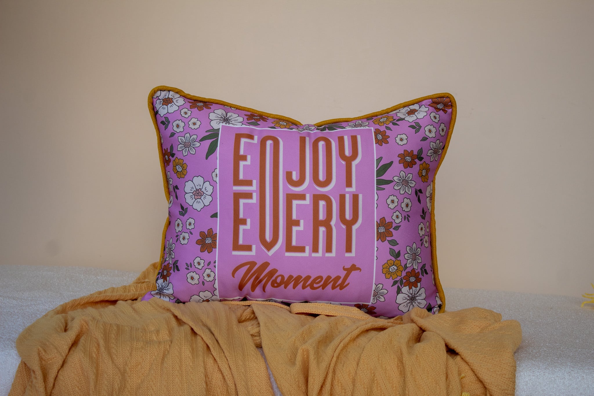 Elegant Fun Cushion Cover – Model 2– Playful, Colorful, and Cozy 10 OUT DOOR 25