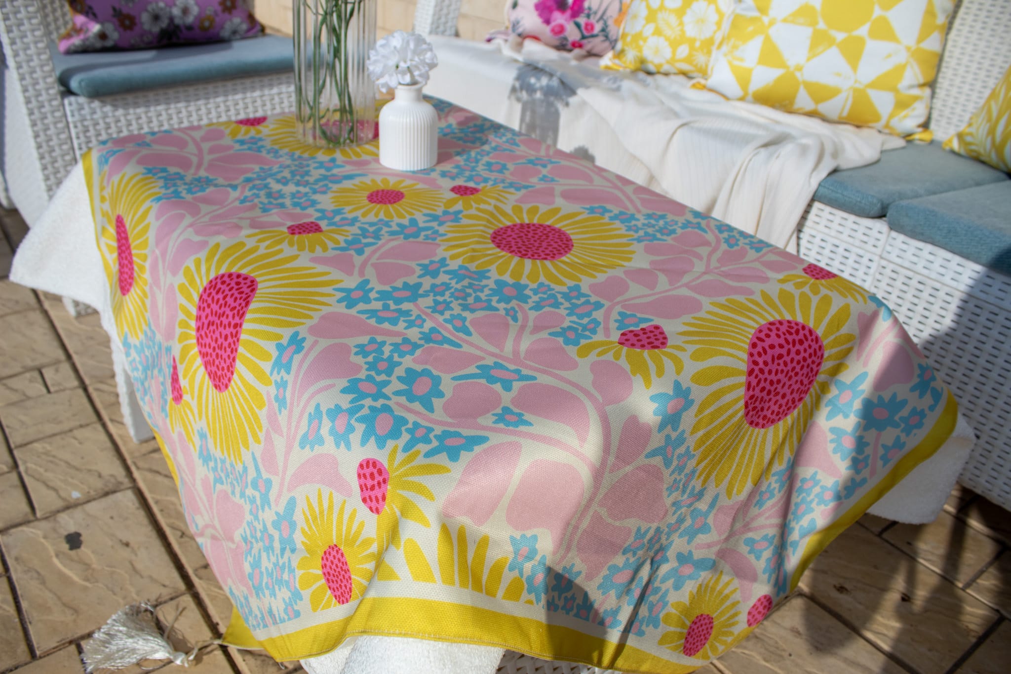 Elegant Fun Square Tablecloth – Bold Colors, Elegant Vibes 5 Elegant Fun Square Tablecloth – Bold Colors, Elegant Vibes - Image 2