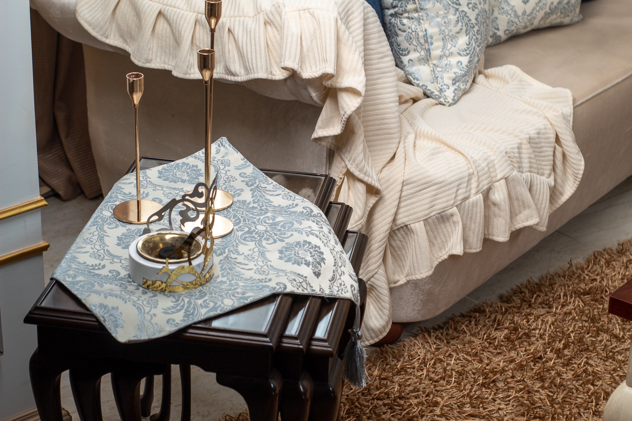 Side Table – Classic “Blue Damask” 4 Side Table – Classic “Blue Damask”