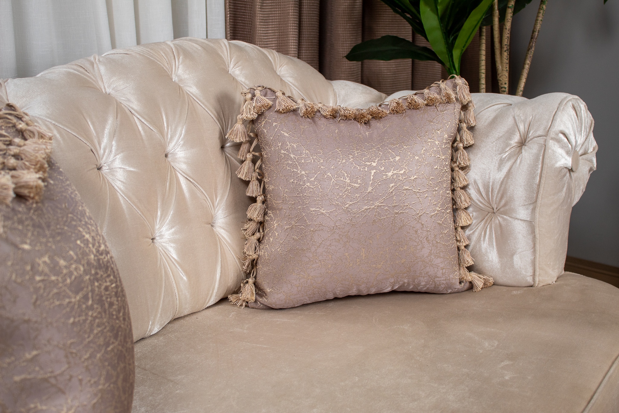 Rose Gold - classic cushion and cushion cover 6 totch kashmer 19