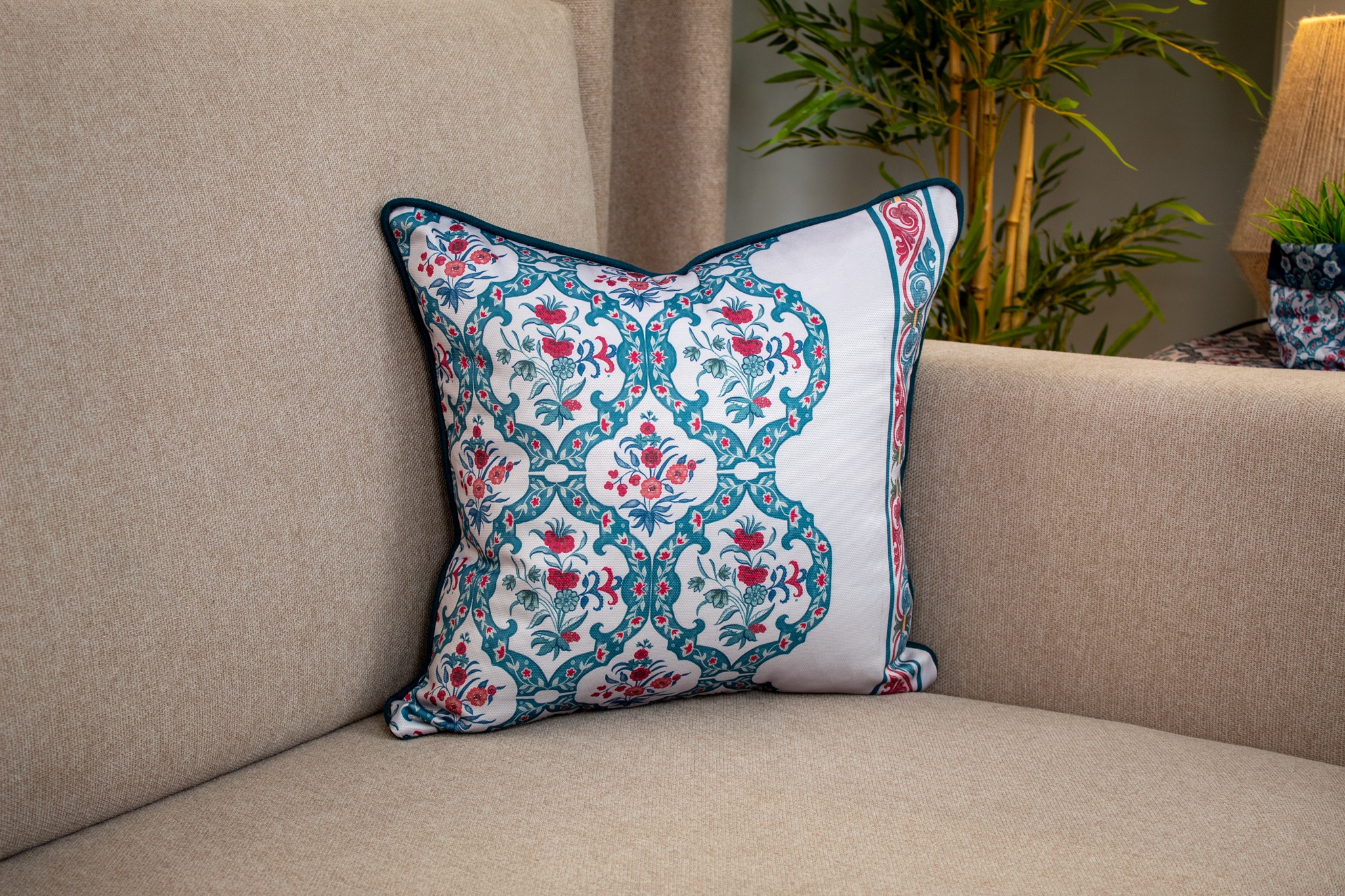 Elegant Decorative Cushions with Ethnic-Inspired Patterns – "واحه" Collection 6 واحة 18