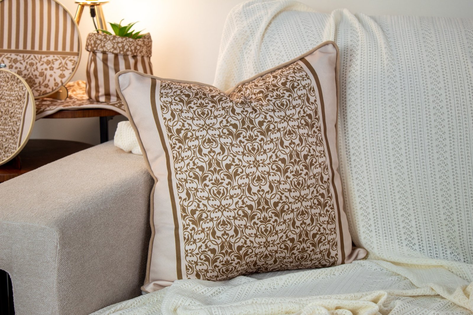 Elegant Decorative Cushions with Ethnic-Inspired Patterns – "دره كافيه" Collection 8 دره 62