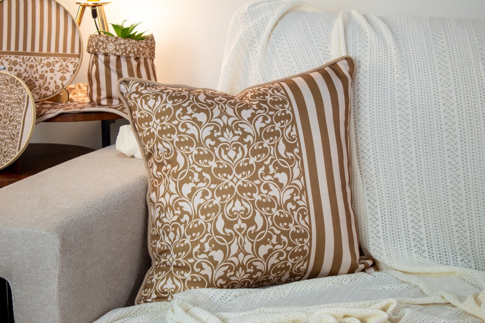 Elegant Decorative Cushions with Ethnic-Inspired Patterns – "دره كافيه" Collection 7 دره 63