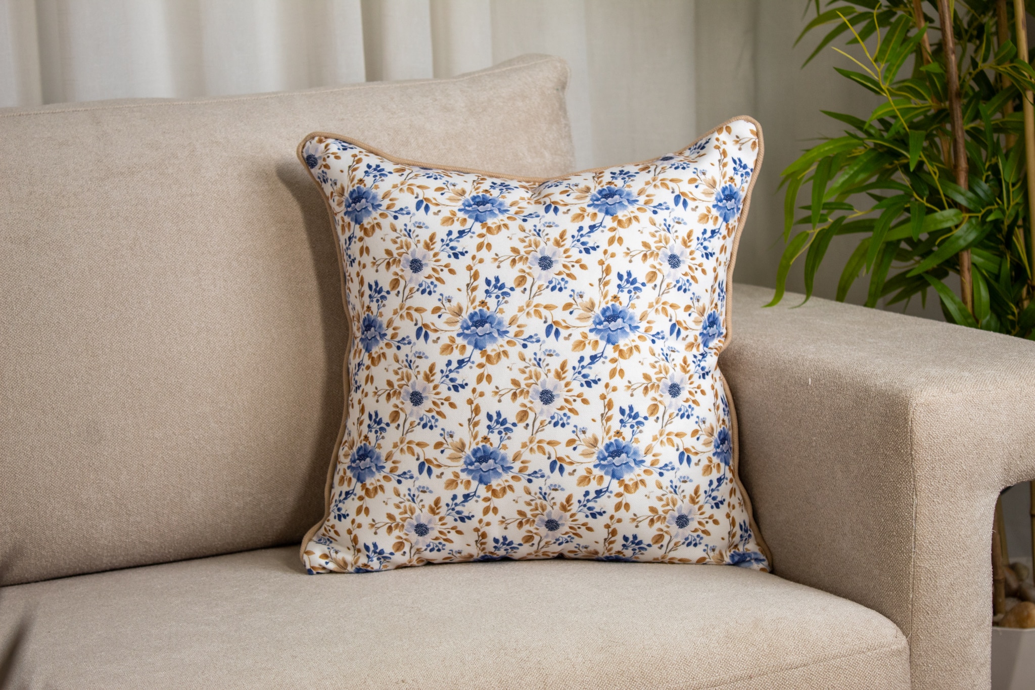 ليال Cushion Collection | Chic Home Boutique 8 ليال Cushion Collection | Chic Home Boutique - Image 5