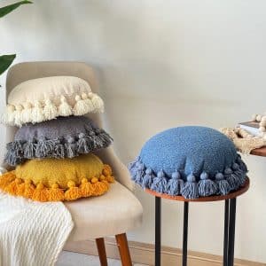 Circle Pom Poms Cushion / كوشن بوم بومز دائرية